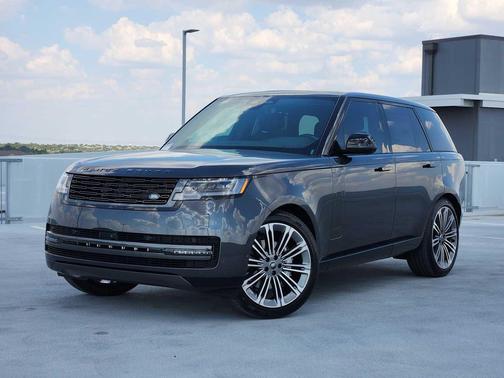 2025 Land Rover Range Rover P400 SE