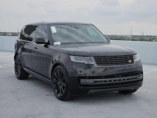 SANTORINI BLACK 2026 Land Rover Range Rover P530 SE 7 Seat