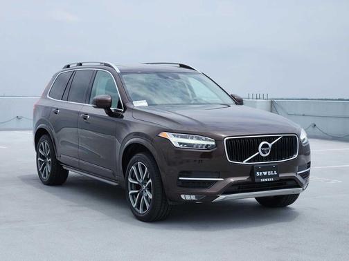 Maple Brown Metallic 2018 Volvo XC90 T6 Momentum