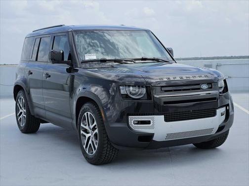 2025 Land Rover Defender 110 P300