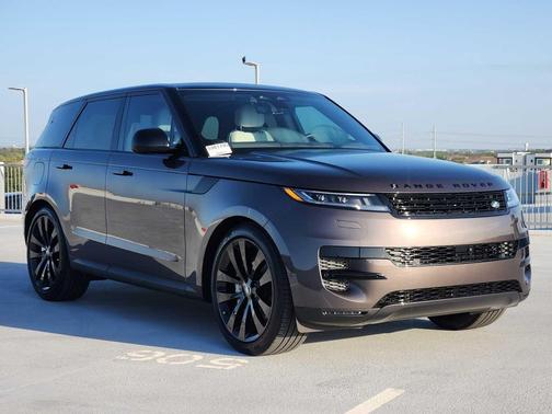 2025 Land Rover Range Rover Sport SE
