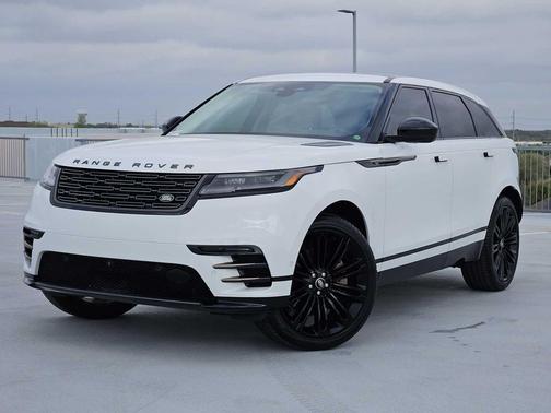 Fuji White 2025 Land Rover Range Rover Velar P400 Dynamic SE