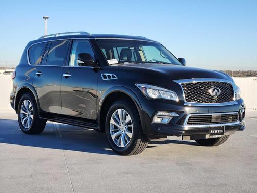 2017 INFINITI QX80 Base