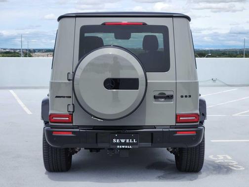 MANUFAKTUR Arabian Grey 2025 Mercedes-Benz AMG G 63 Base