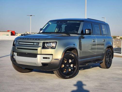 2025 Land Rover Defender 110 P400 S