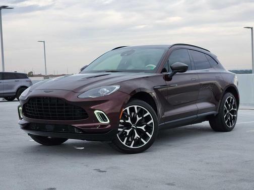 2021 Aston Martin DBX Base
