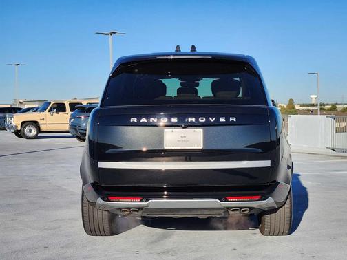2025 Land Rover Range Rover P530 Autobiography LWB 7 Seat