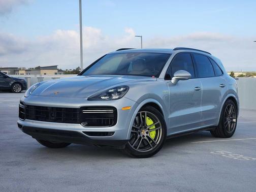 2020 Porsche Cayenne Cayenne Turbo S E-Hybrid