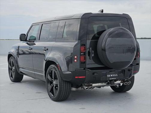 2025 Land Rover Defender 110 P500 X-Dynamic SE