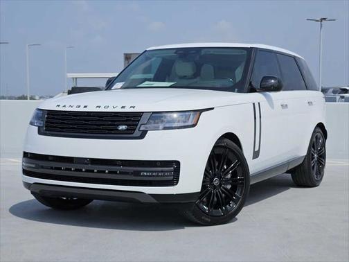 2025 Land Rover Range Rover P530 SE