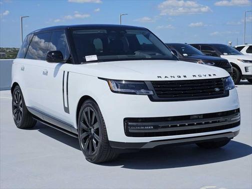 2025 Land Rover Range Rover P400 SE 7 Seat