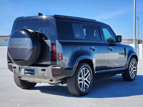 2024 Land Rover Defender 110 P400 X-Dynamic SE