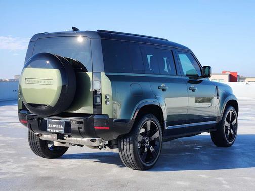 2026 Land Rover Defender P400 X-Dynamic SE