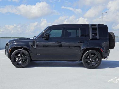 2021 Land Rover Defender 110 X-Dynamic HSE