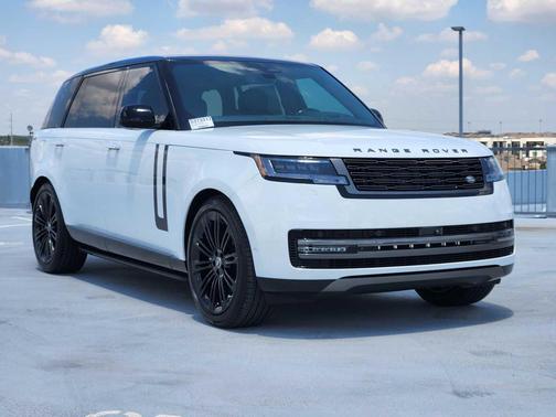 2025 Land Rover Range Rover P400 SE 7 Seat