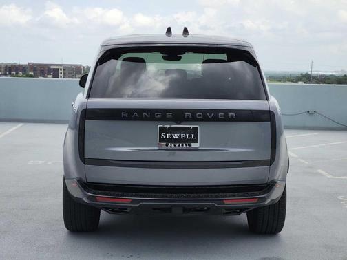 Eiger Grey Metallic 2023 Land Rover Range Rover P530 SE SWB