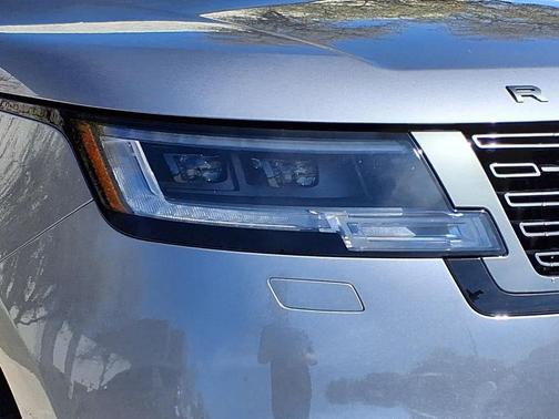 Eiger Grey Metallic 2023 Land Rover Range Rover P530 SE SWB