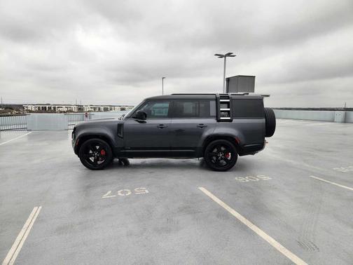 2023 Land Rover Defender X