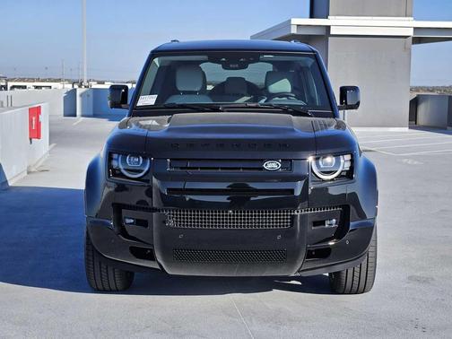 2026 Land Rover Defender P400 X-Dynamic SE