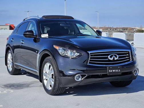 2014 INFINITI QX70 Base