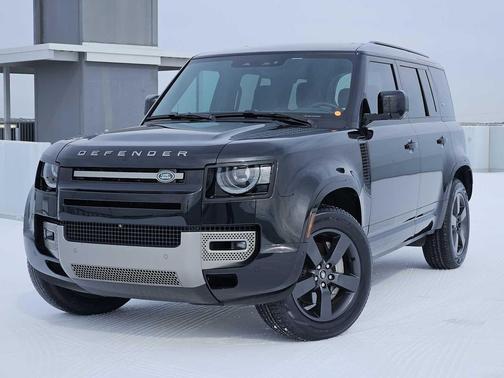 2024 Land Rover Defender 110 P400 X-Dynamic SE