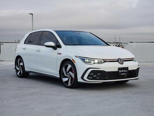 2023 Volkswagen Golf GTI 2.0T SE DSG