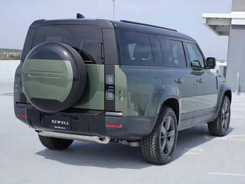 2026 Land Rover Defender P300 S