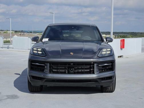 Chromite Black Metallic 2025 Porsche Cayenne Cayenne S E-Hybrid