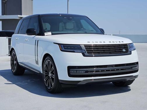 2025 Land Rover Range Rover P400 SE