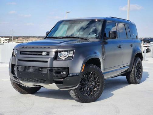 2023 Land Rover Defender X-Dynamic SE