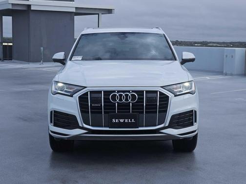 2020 Audi Q7 45 Premium Plus