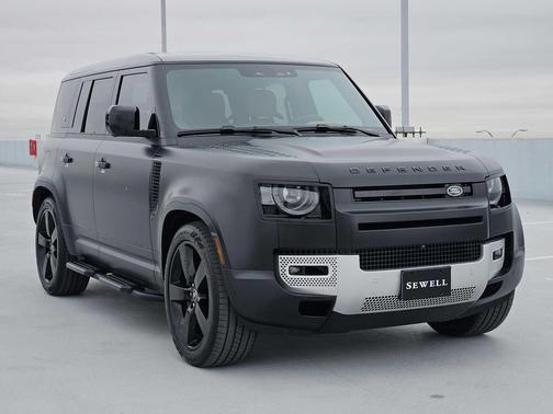 2024 Land Rover Defender 110 P500 SE
