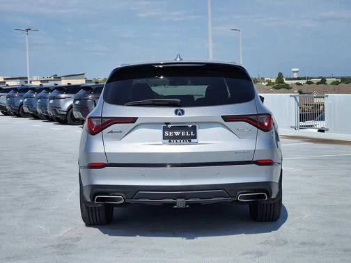 2022 Acura MDX A-Spec Package