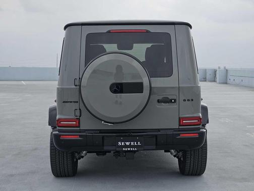 2025 Mercedes-Benz AMG G 63 Base