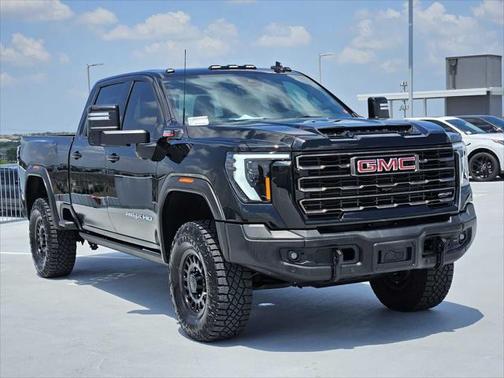 2025 GMC Sierra 2500 AT4