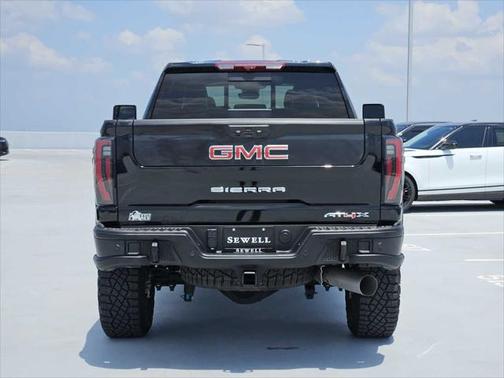 2025 GMC Sierra 2500 AT4