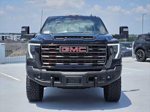 2025 GMC Sierra 2500 AT4