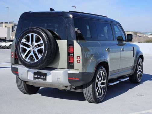 2025 Land Rover Defender 110 P300 S