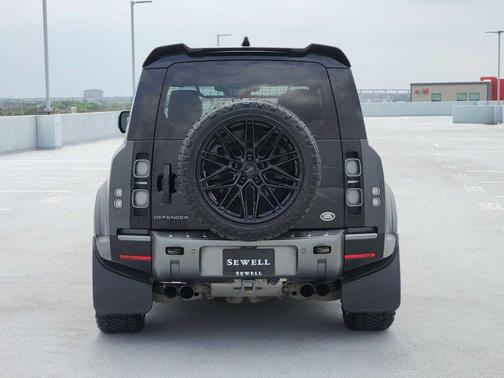 Carpathian Grey Premium Metallic 2023 Land Rover Defender Carpathian Edition