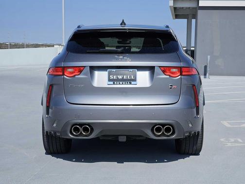 2020 Jaguar F-PACE SVR