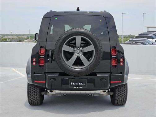 2025 Land Rover Defender 90 P400 X-Dynamic SE