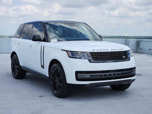 Fuji White 2026 Land Rover Range Rover P530 SE