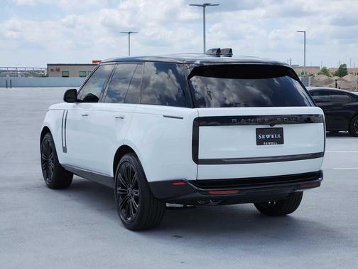 Fuji White 2026 Land Rover Range Rover P530 SE