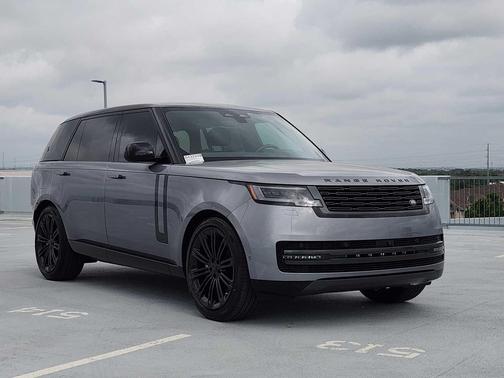 EIGER GREY 2026 Land Rover Range Rover P400 SE 7 Seat