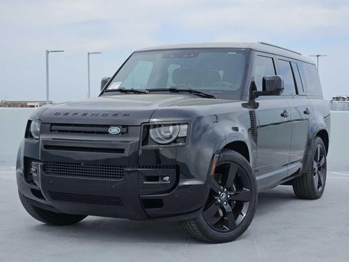 2025 Land Rover Defender V8