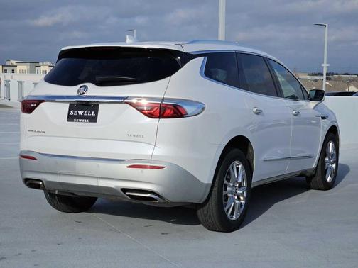 2023 Buick Enclave Premium