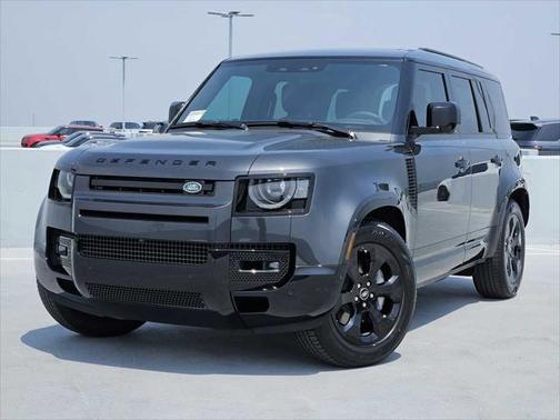 2025 Land Rover Defender 110 P400 X-Dynamic SE