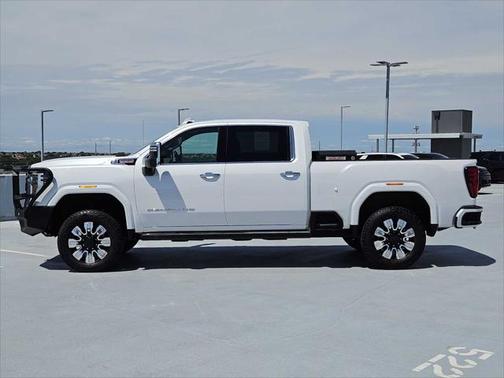 2024 GMC Sierra 2500 Denali