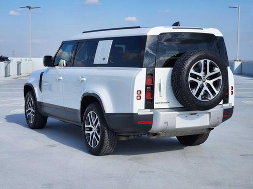 2024 Land Rover Defender 130 P300 S