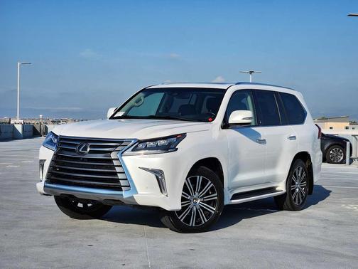 2021 Lexus LX 570 Three-Row